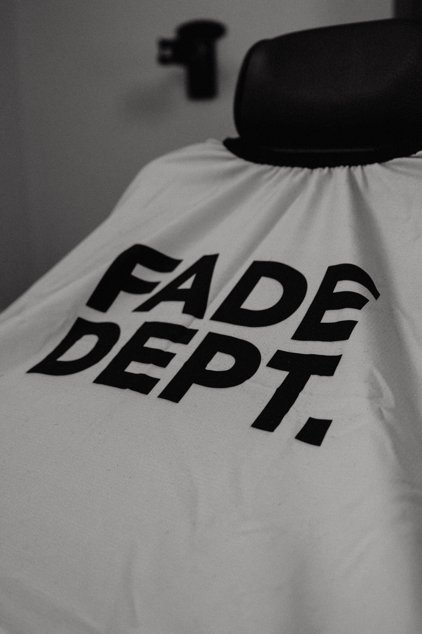 Fade Dept cape and chair